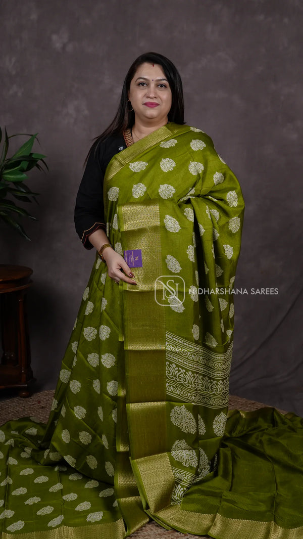Semi Dola With Leaf Digital Print