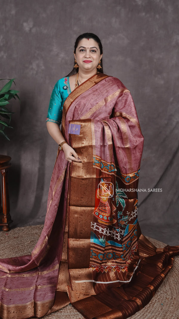 Semi Dola With Zari Lines And Zari Border