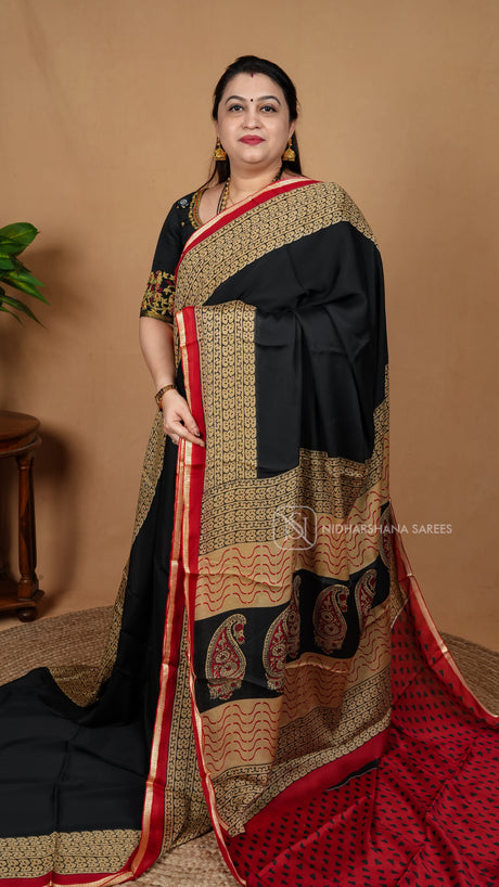 Semi Georgette With Contrast Border