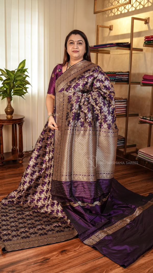 Pure Banarasi Silk With Floral Zari Weaving And Zari Border