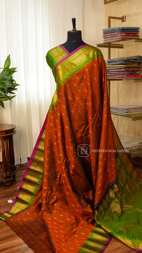 Pure Gadwal Silk With Zari Butta And Contrast Zari Border