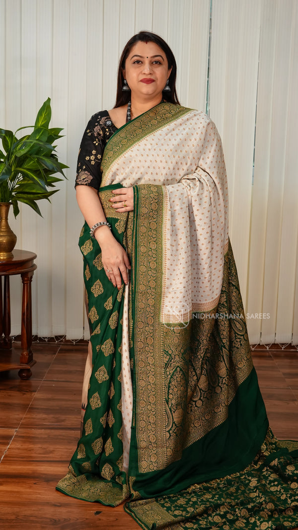 Pure Crepe Banarasi With Antic Zari Butta And Contrast Border
