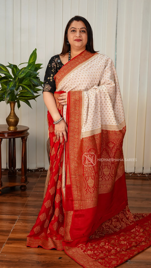 Pure Crepe Banarasi With Antic Zari Butta And Contrast Border