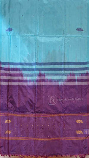 Banana Pith Saree With Thread Woven Butta And Contrast Pallu And Dual Shade Concept