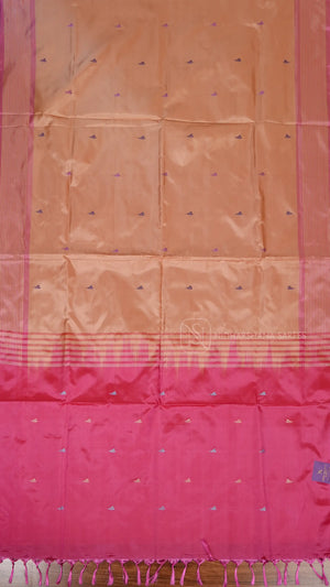 Banana Pith Saree With Thread Woven Butta And Contrast Pallu And Dual Shade Concept