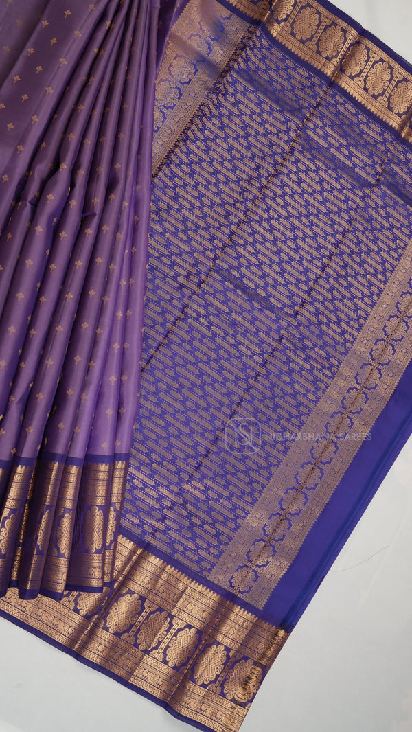 Pure Kanchipuram Silk Saree With Traditional Border And Contrast Zari Butta
