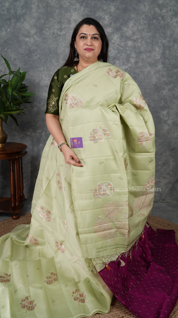 Semi Raw Silk With Thread Weaving Butta Concept