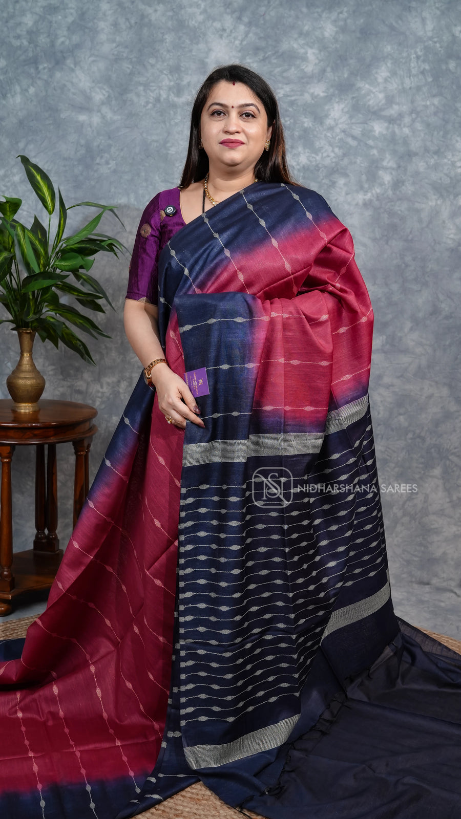 Art Linen With Thread Weaving Concept