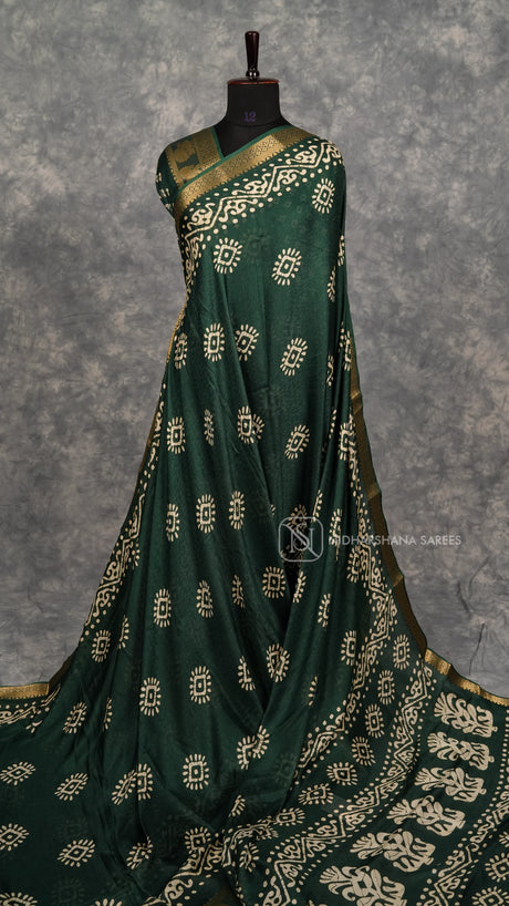 Muslin Georgette With Digital Print And Zari Border