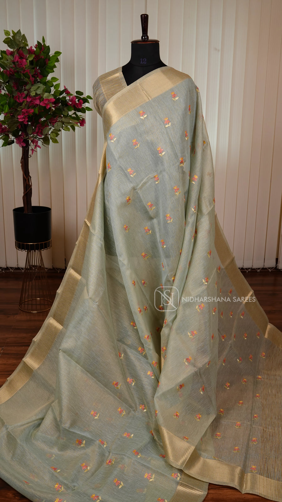 Semi Tissue With Floral Thread Embroidery Butta And Zari Border (Copy) (Copy) (Copy)