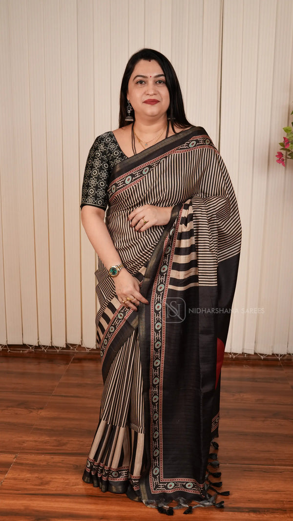 Semi Tussar Saree With Vertical Striped Printed Concept
