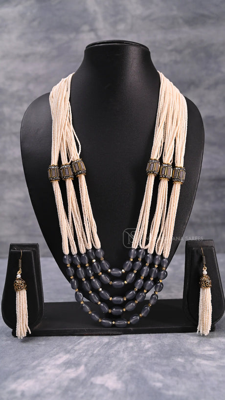 Traditional Multi-Strand Pearl and Emerald Beaded Jewelry Set