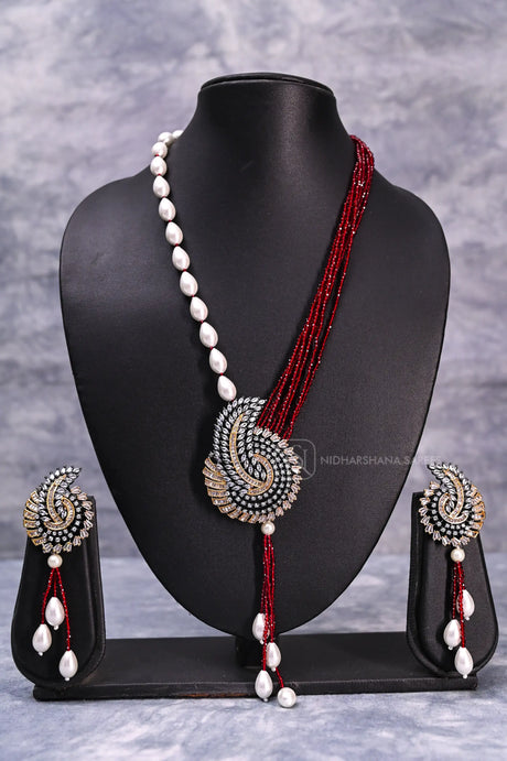 Elegant Beaded Necklace And Earrings Set with Pearl and Crystal Stone Pendant