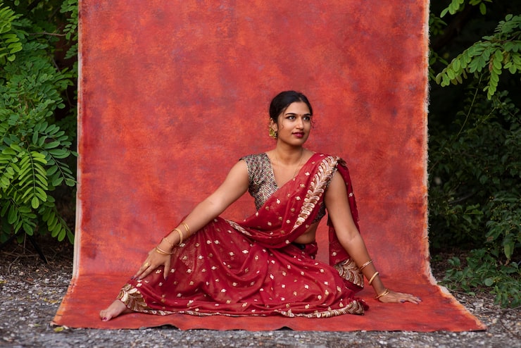 Traditional Outfit Styling: Sarees for Ram Navami