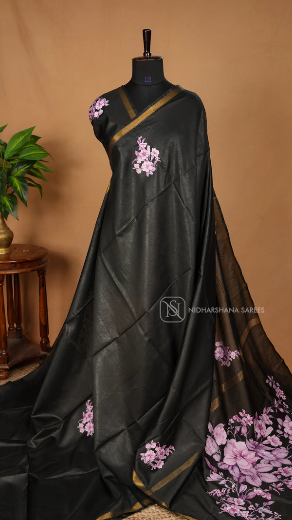 Art Linen With Floral Rubber Print Concept