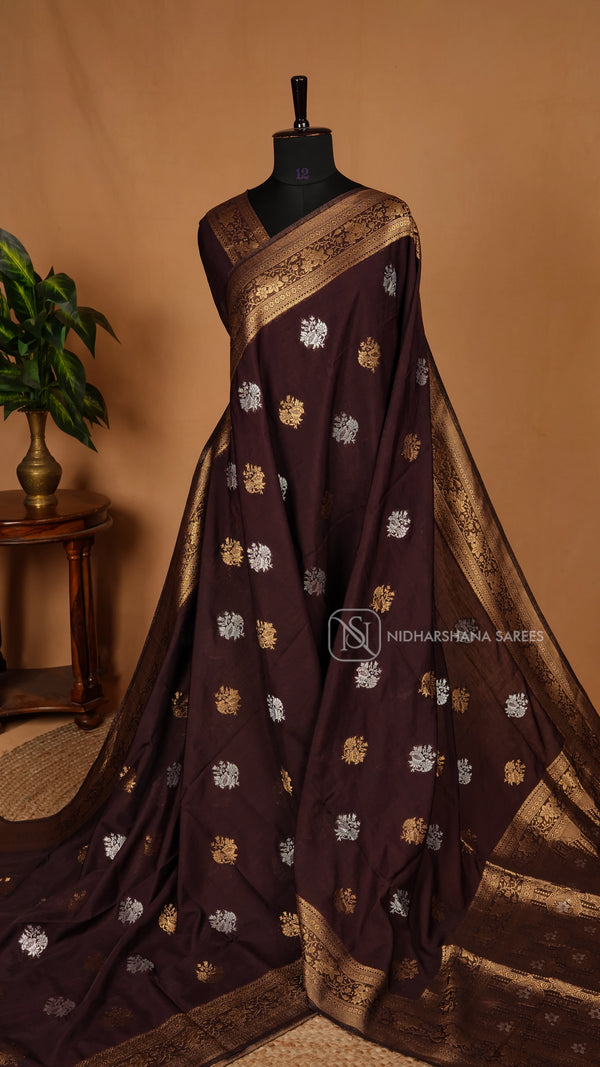 Pani Silk With Floral Zari Butta And Floral Zari Border
