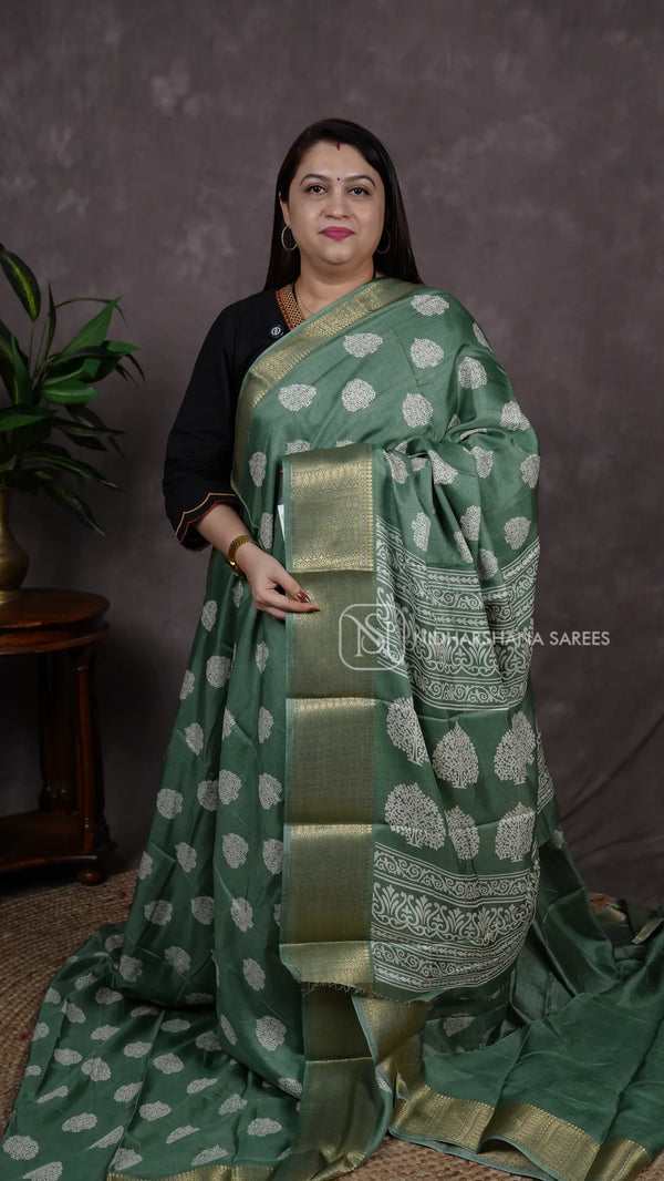 Semi Dola With Leaf Digital Print