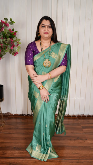 Pure Viscose Saree With Matte Zari Butta And Annam Motif Skirting Border