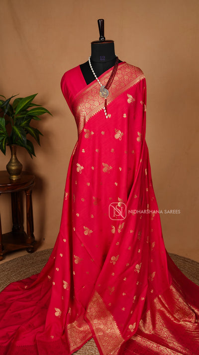 Pani Silk With Floral Zari Weaving And Zari Border