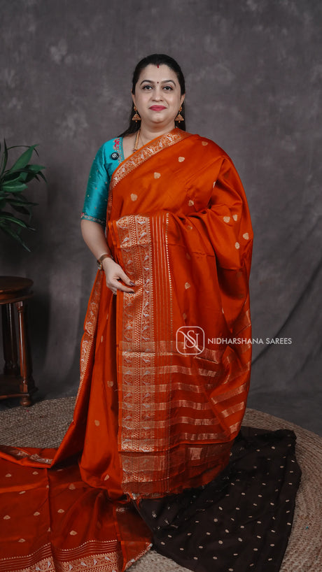 Premium Viscose Silk With Matte Zari Concept