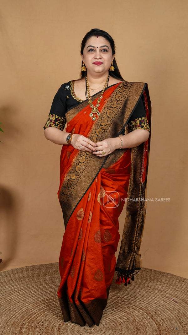 Linen By Tussar With Antic Zari Butta And Contrast Border