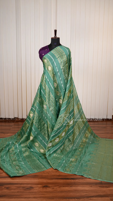 Viscose Crepe Silk Saree With Grand Zari Concept