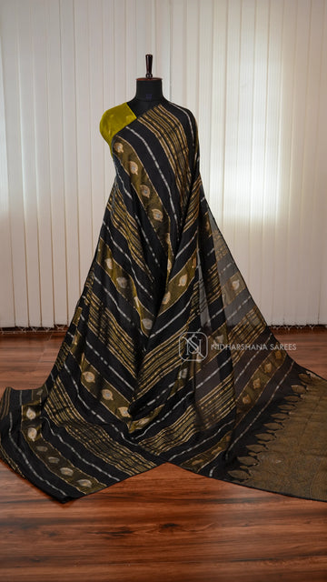 Pure Viscose Crepe Silk Saree With Grand Zari Concept