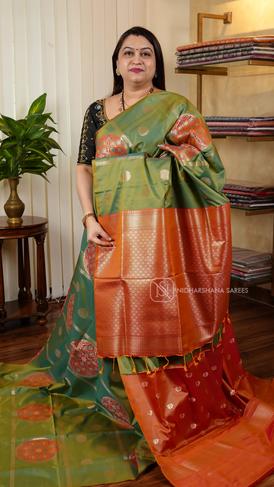Semi Soft Silk With Zari Lines And Big Butta Concept