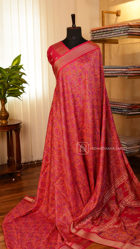 Semi Dola With Digital Print And Zari Border