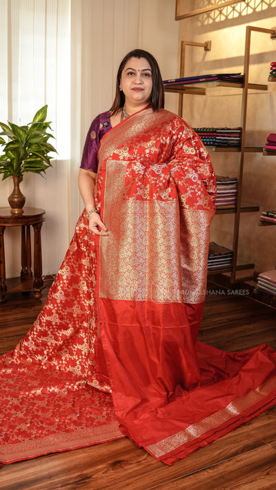 Pure Banarasi Silk With Floral Zari Weaving And Zari Border