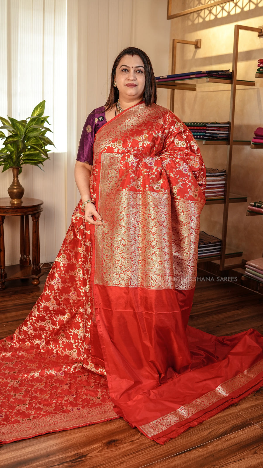 Pure Banarasi Silk With Floral Zari Weaving And Zari Border