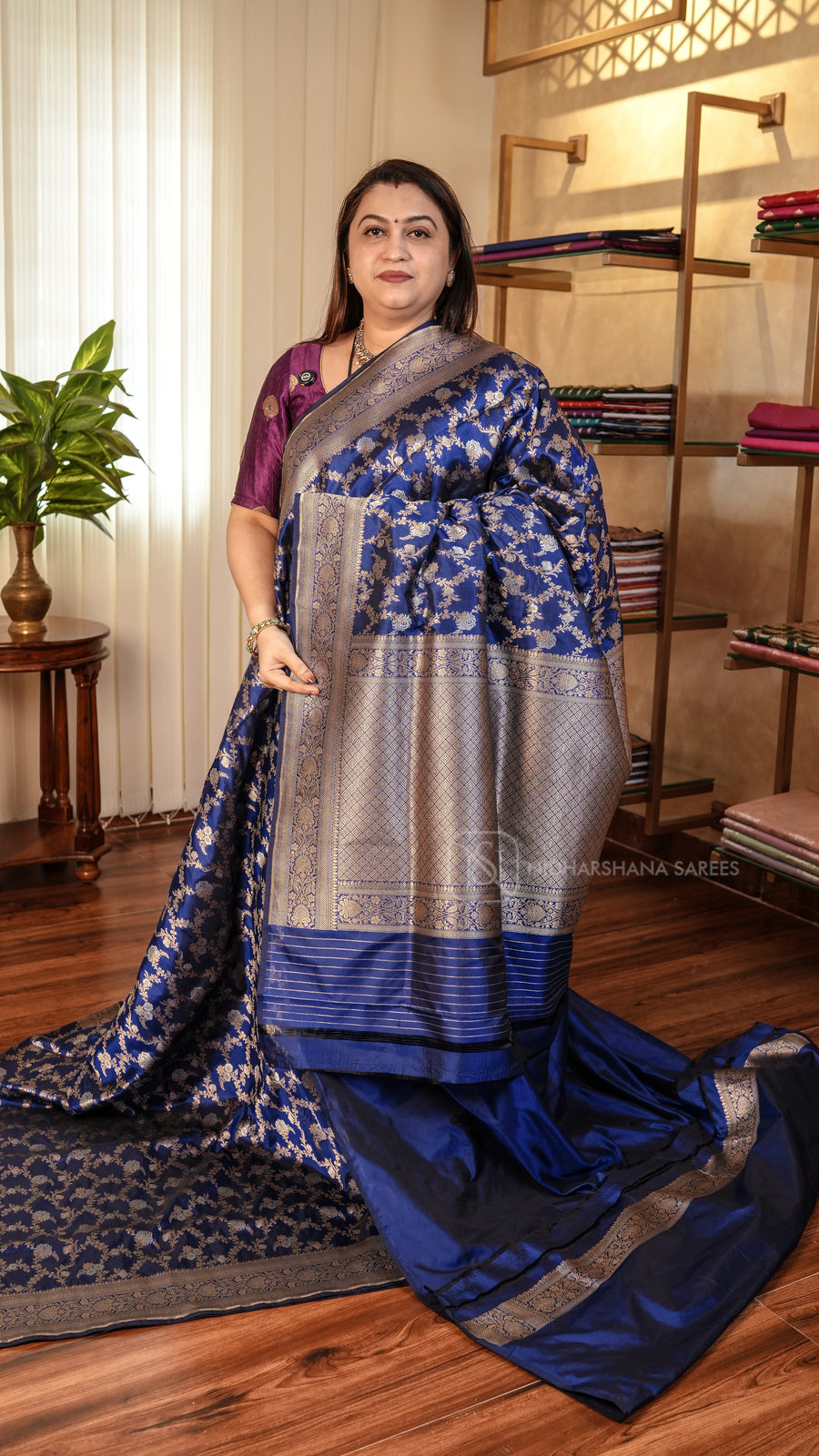 Pure Banarasi Silk With Floral Zari Weaving And Zari Border
