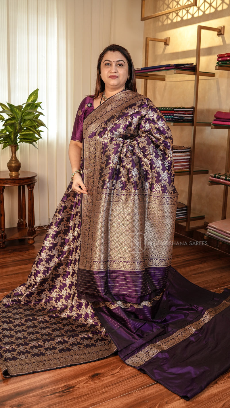 Pure Banarasi Silk With Floral Zari Weaving And Zari Border