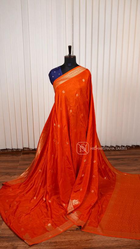 Pure Viscose Saree With Matte Zari Butta And Annam Motif Skirting Border