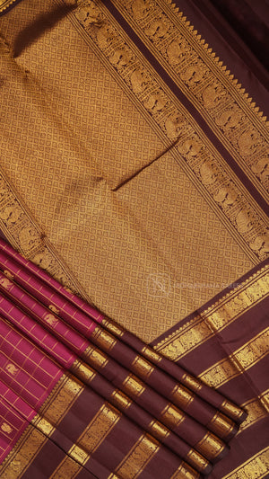 Pure Handloom Kanchipuram Silk Saree with Zari Checks and Traditional Border Concept