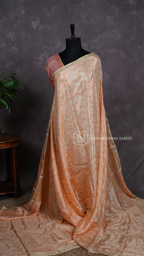 Premium Chiffon With Zig-Zag Lines