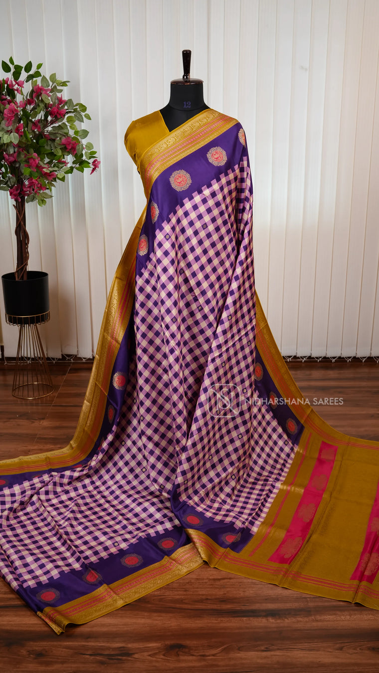 Pure Viscose Crepe Silk Saree With Small Check Pattern And Zari Butta