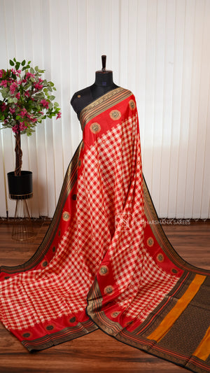 Pure Viscose Crepe Silk Saree With Small Check Pattern And Zari Butta