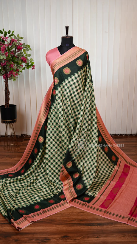 Pure Viscose Crepe Silk Saree With Small Check Pattern And Zari Butta