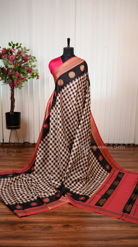 Pure Viscose Crepe Silk Saree With Small Check Pattern And Zari Butta