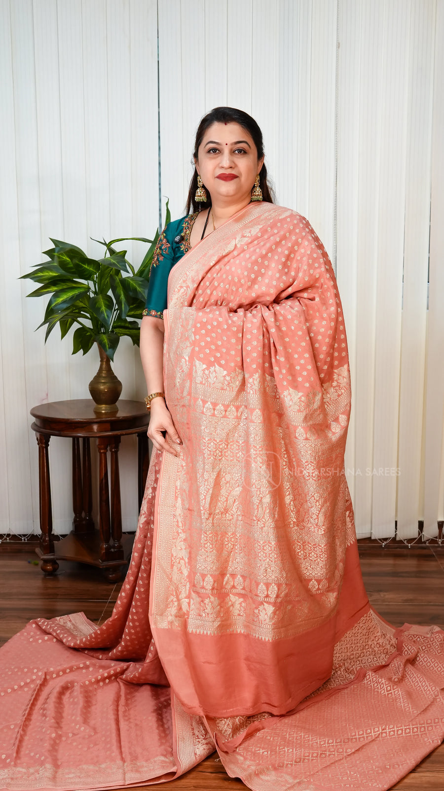 Pure Banarasi Georgette With Woven Concept