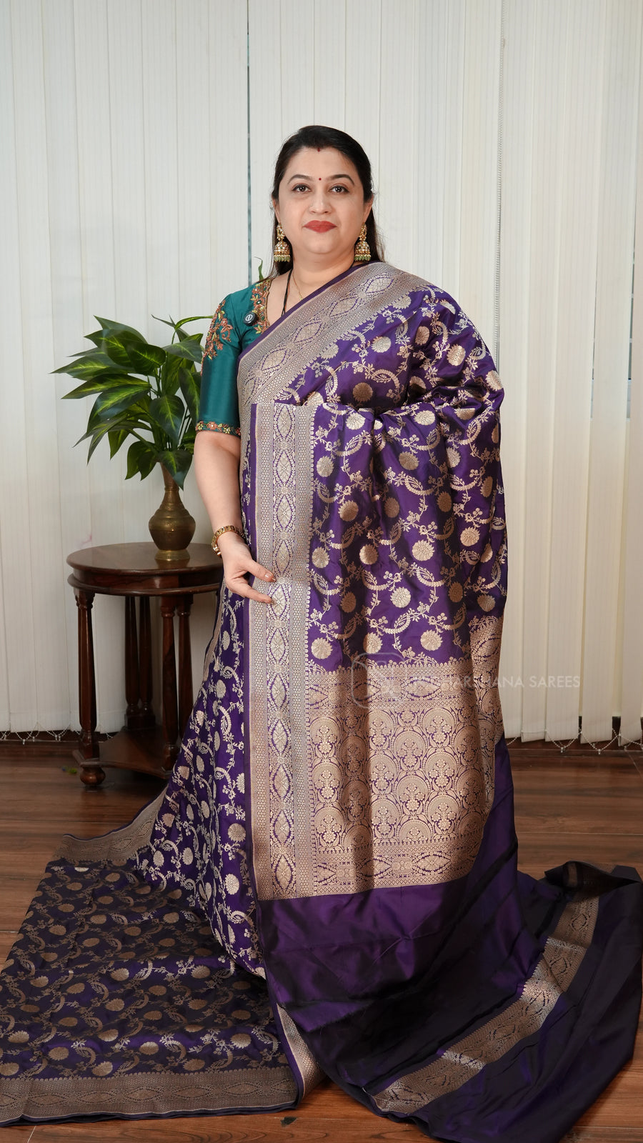 Pure Katan Banarasi Silk With Floral Zari Weaving