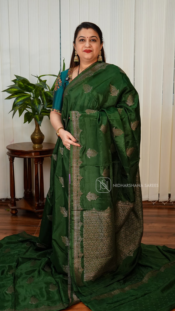 Pure Viscose With Antic Zari Concept
