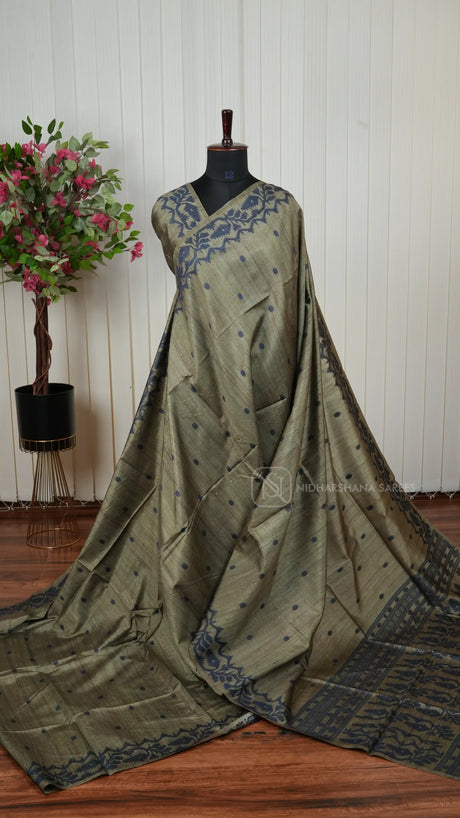 Semi Tussar Silk Saree with Traditional Motifs, Elegant Border Design