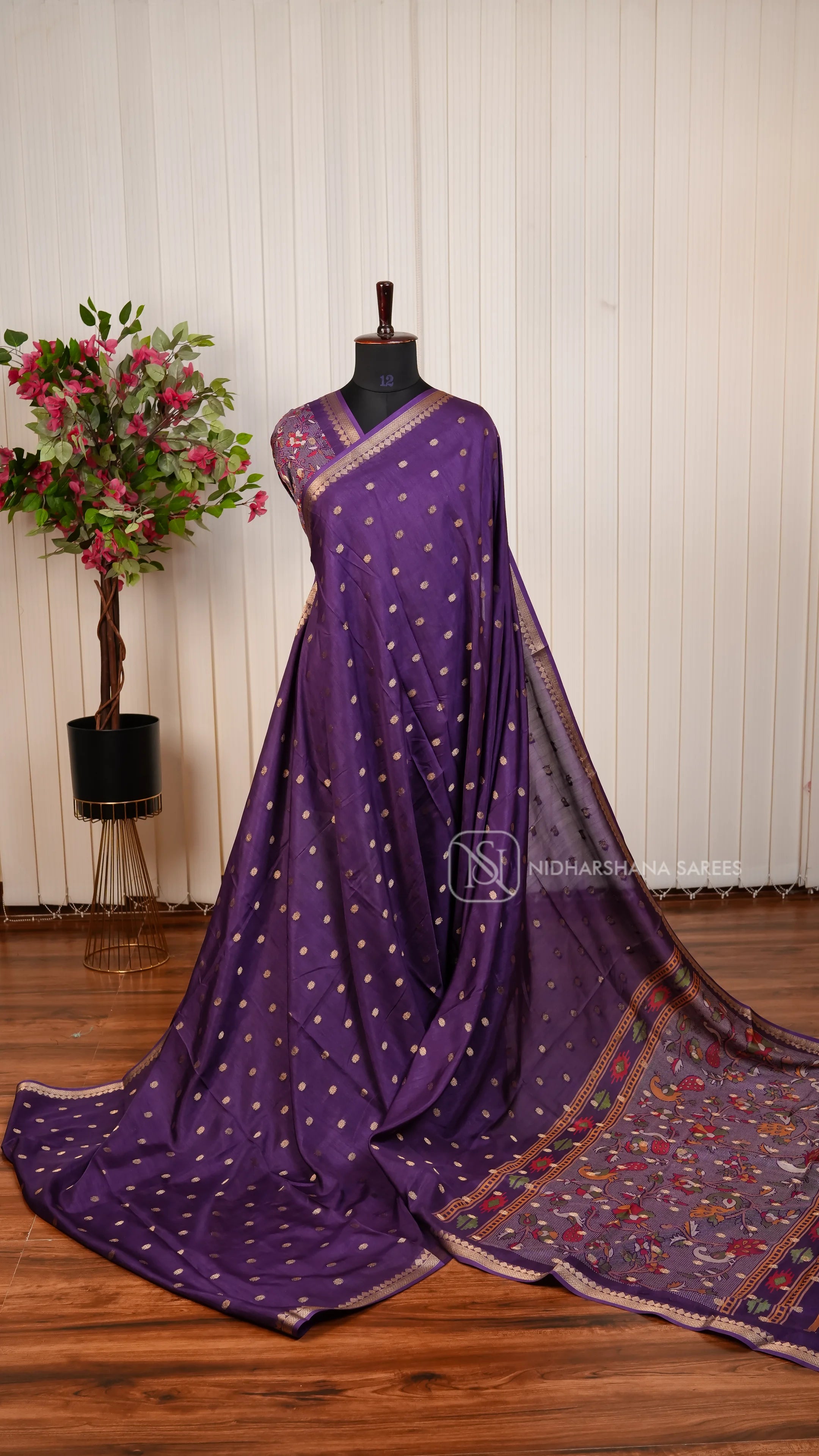 Semi Georgette Saree With Floral Zari Butta And Digital Printed Pallu