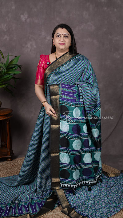 Semi Georgette With Zari Border
