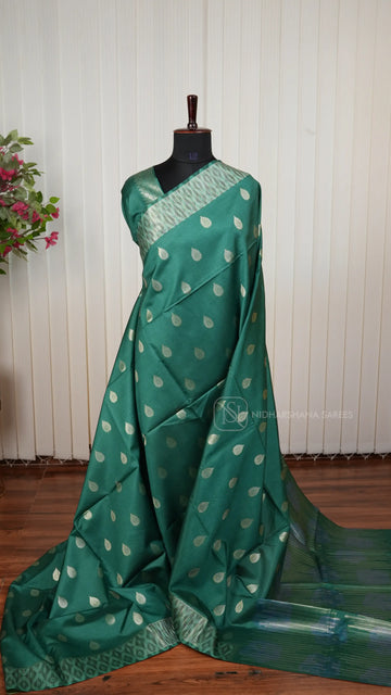 Semi Tussar Silk Saree With Zari Butta And Multi Colour Pallu