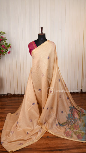 Munga Cotton Saree With Beautiful Woven Thread Detailing