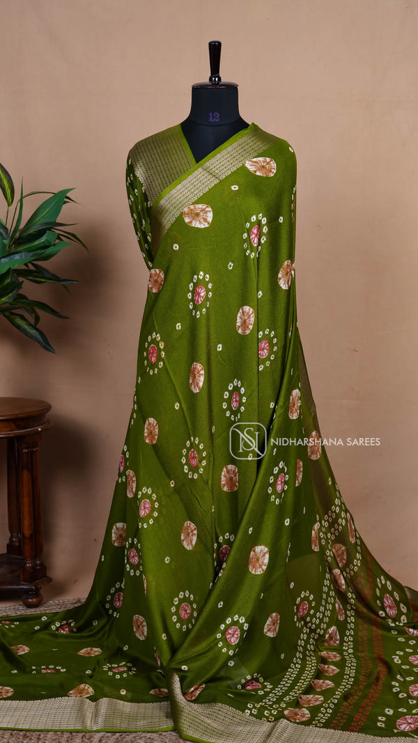Muslin Georgette With Digital Print And Zari Border