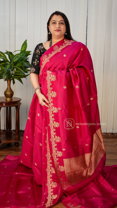 Pure Handloom Puna Silk With Zari Butta And Floral Zari Weaving Border